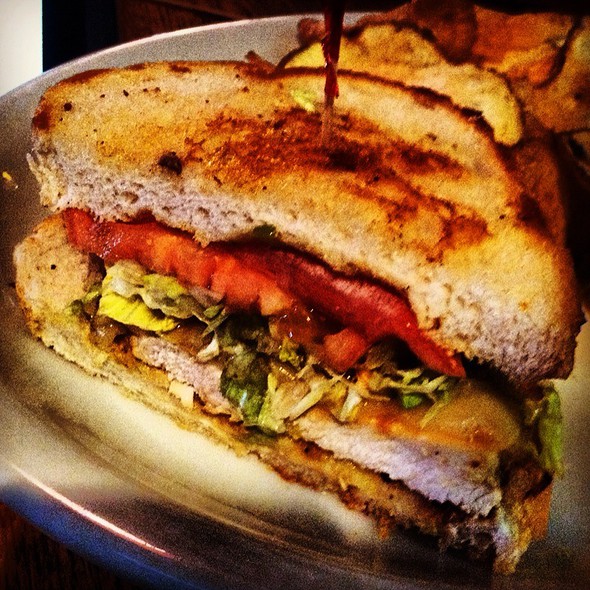 cheesecake factory chicken sandwich