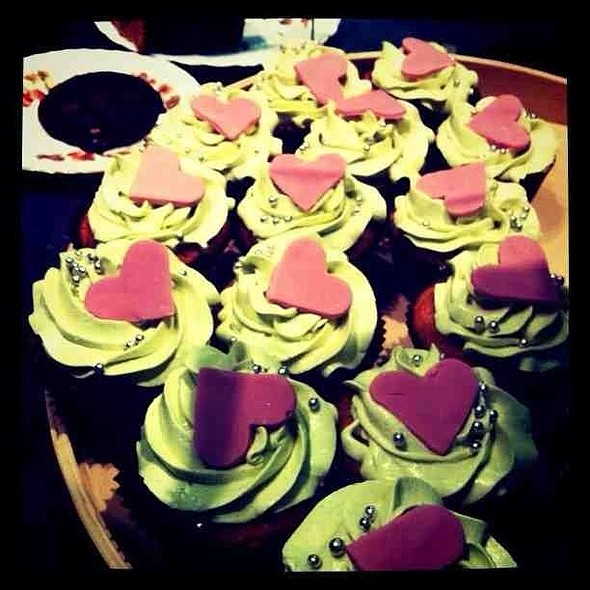 Beas Of Bloomsbury Wedding Cake Beas Of Bloomsbury Wedding Cake