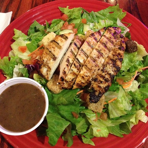 crispy chicken salad red robin