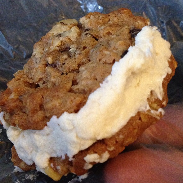 Wegmans Ultimate Coconut Cake Wegmans Ultimate Coconut Cake