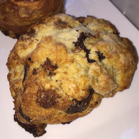 Banana Chocolate Scone B Patisserie Banana Chocolate Scone B Patisserie