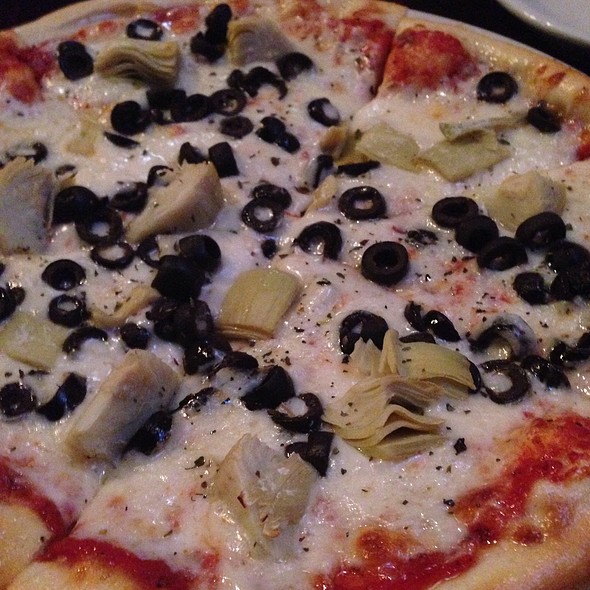 big dogs pizza big s draft house menu las vegas nevada foodspotting big dogs pizza big s draft house menu las vegas nevada foodspotting