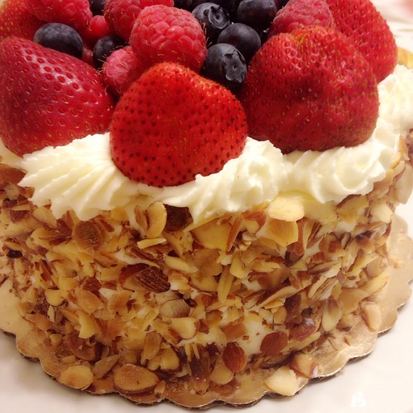 whole food cake review