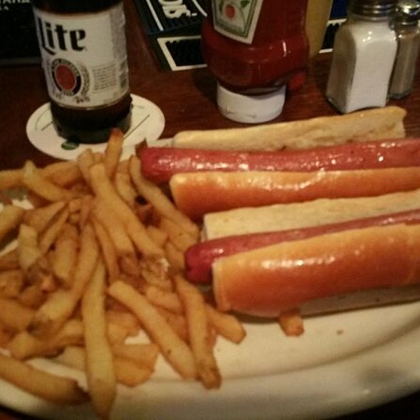 smith s dogs smith s bar restaurant dogs foodspotting smith s dogs smith s bar restaurant dogs foodspotting