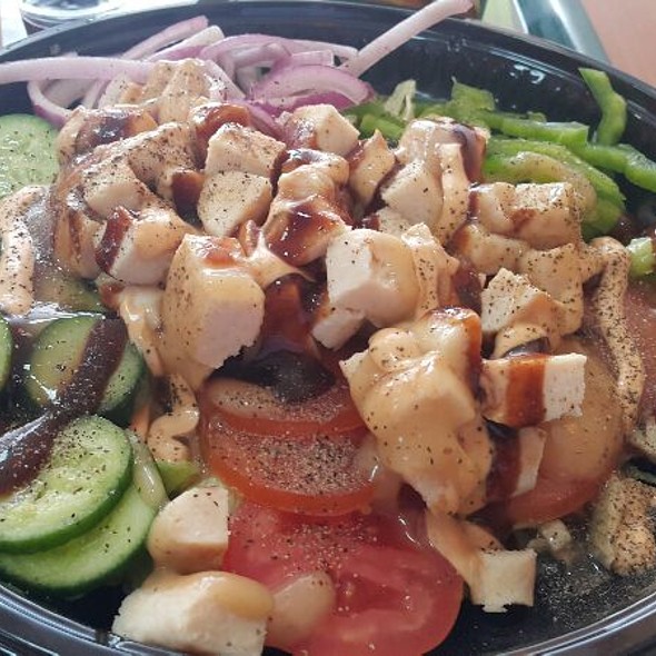 roasted chicken salad subway