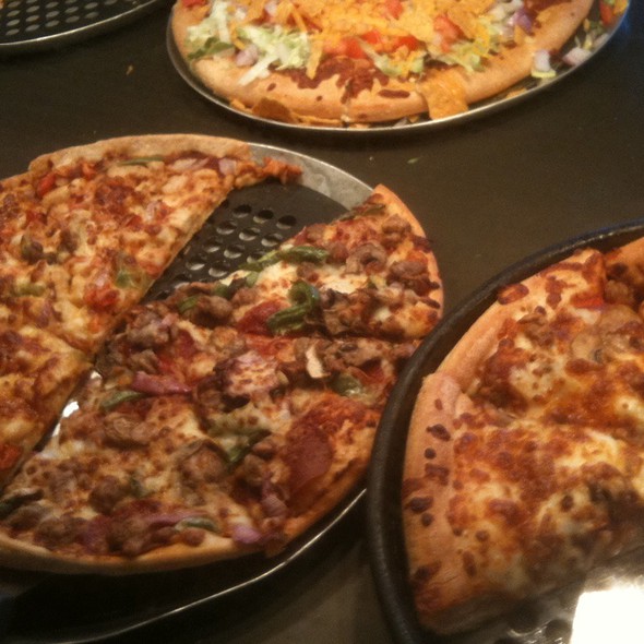 Pizza hut madison wi menu Restaurants in Madison, WI: Discover the best restaurants in Madison with deals of % off every day. $ for $60 Worth of Neapolitan Dinner Cuisine at Naples $ for a Inch Pizza with Two Toppings at Kozy's Pizza ($20 Value). Pizza Hut Coupons & Coupon Codes.