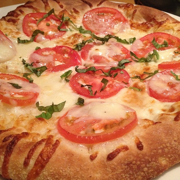 California Pizza Kitchen Five Cheese Fresh Tomato California Pizza Kitchen Five Cheese Fresh Tomato