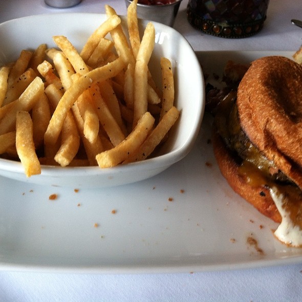 Permanently Closed Harvest Kitchen Lounge Restaurant Solon