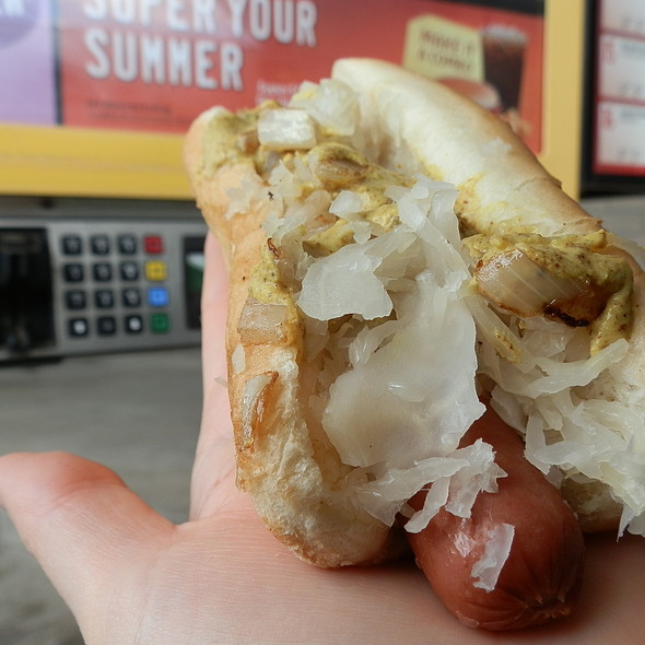 sonic drivein new york dog