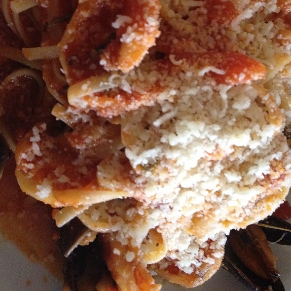 mezza luna restaurant half