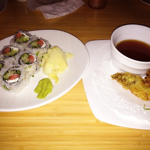Douzo Modern Japanese Restaurant Lounge Boston Ma Douzo Modern Japanese Restaurant Lounge Boston Ma