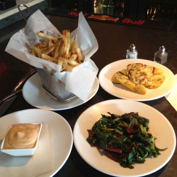 Lattitude (West Springfield, Massachusetts) Restaurant West