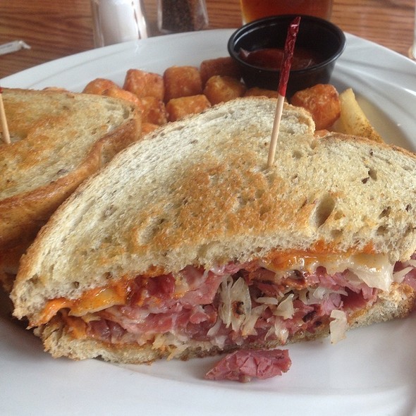 Wild Wolf Brewing Company Restaurant Nellysford Va Opentable