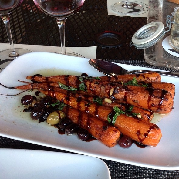 Tunisian Roasted Carrots - Willi's Wine Bar, Santa Rosa, CA