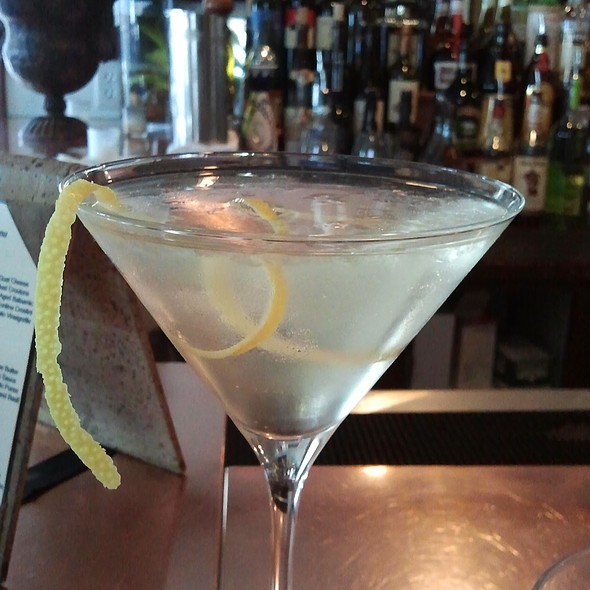 ACQUA - White Bear Lake Restaurant - White Bear Lake, MN | OpenTable