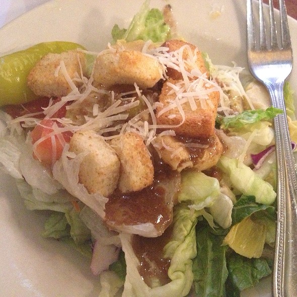 Zio S Italian Kitchen House Italian Chicken Salad Zio S Italian Kitchen House Italian Chicken Salad