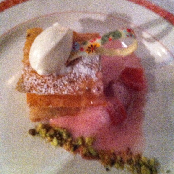 bistro perrier at walnut