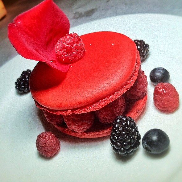 Bottega Louie Restaurant Gourmet Market Los Angeles Ca Opentable