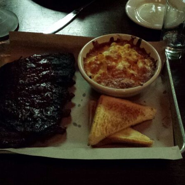 Doc Crow's Southern Smokehouse & Raw Bar Restaurant Louisville, KY