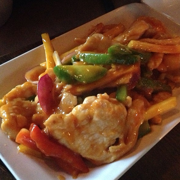 Mango Shrimp And Chicken - SHI, Long Island City, NY