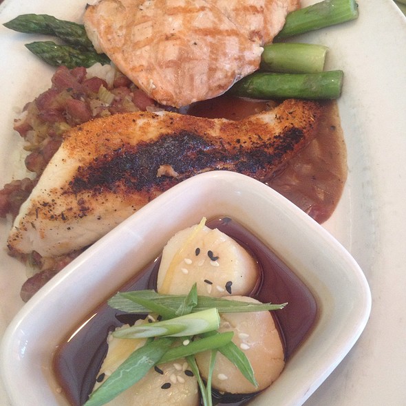 Mitchell's Fish Market Rochester Restaurant Rochester Hills, MI