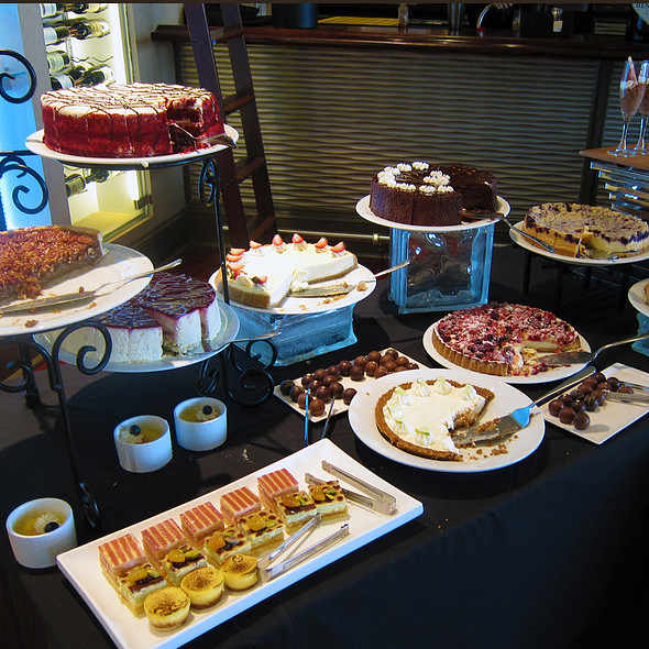 Aqua Star at The Westin Savannah Golf Resort & Spa Restaurant