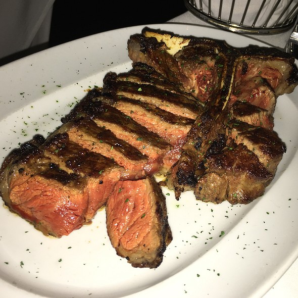 Porterhouse Steak Mastro S Steakhouse Beverly Hills Beverly Hills Ca Porterhouse Steak Mastro S Steakhouse Beverly Hills Beverly Hills Ca