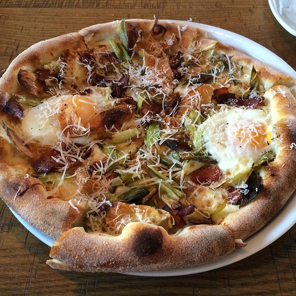California Pizza Kitchen At Tustin Tustin Ca California Pizza Kitchen At Tustin Tustin Ca