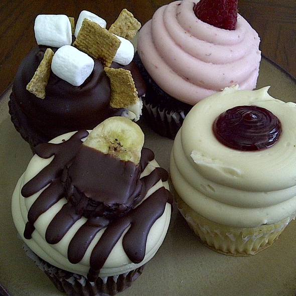 safeway gourmet cupcakes